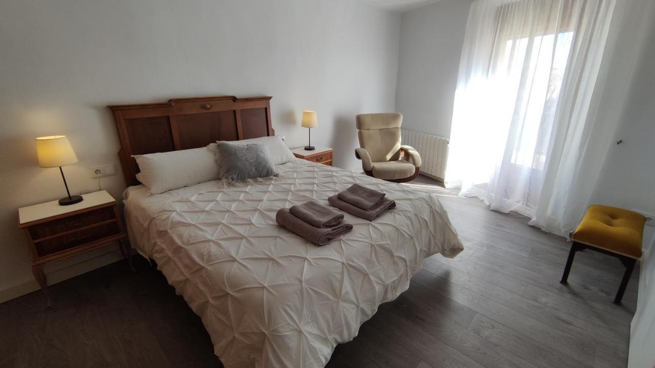 Apartaments Rurals Cal Parro, Batea Buitenkant foto