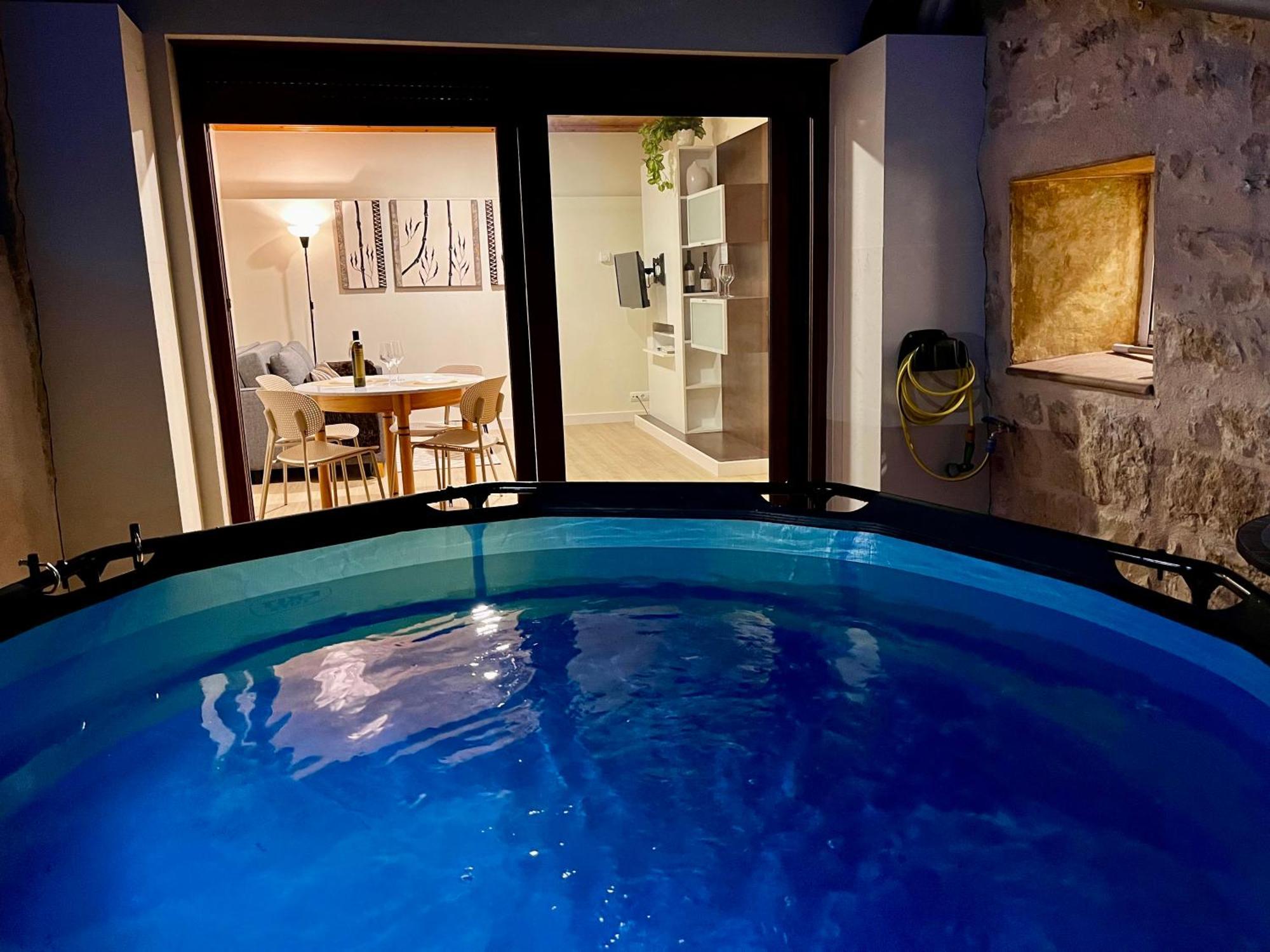 Apartaments Rurals Cal Parro, Batea Buitenkant foto
